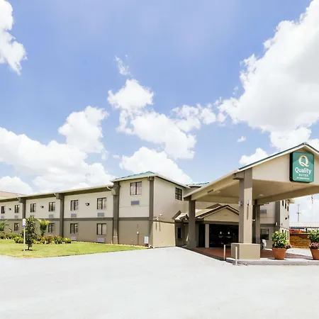 Quality Suites Houston Hobby Airport